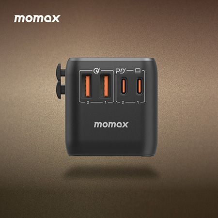 Momax 100WPD quick charge universal adapter - Image 2