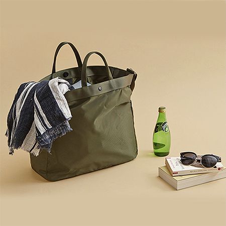 Minimalist Tote Bag - Image 3