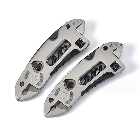 Outdoor Multi-Function Pliers - Image 2
