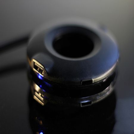 MOGICS Bagel/Donut Travel Power Strip - Image 2