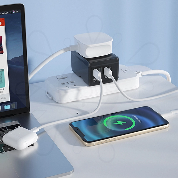 PD20W Travel Adapter (HHT203A) - Image 8