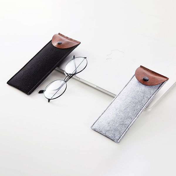 Literary Aesthetic Felt Pencil Case - Image 3