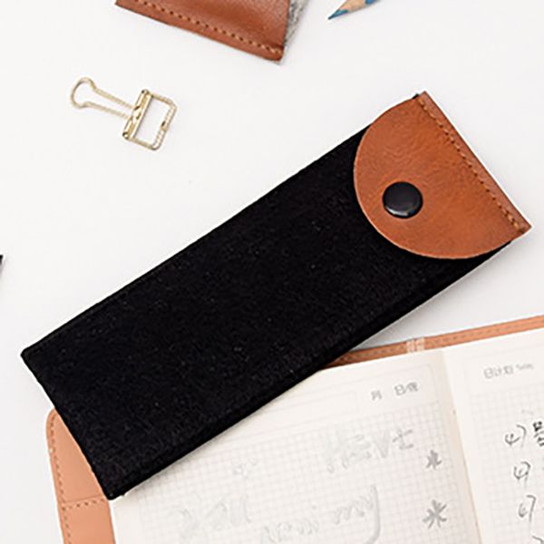 Literary Aesthetic Felt Pencil Case - Image 5