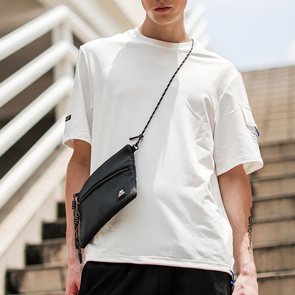 Chic Crossbody Bag - Image 2