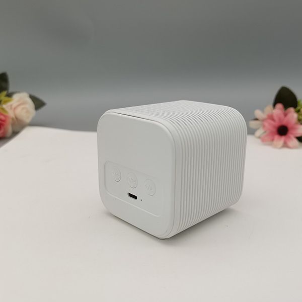 Mini Bluetooth Speaker - Image 2
