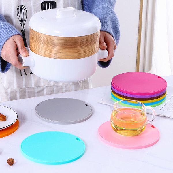 Silicone Round Heat-Resistant Mat - Image 3