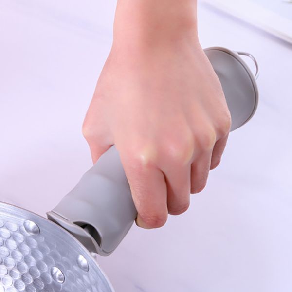 Silicone Round Heat-Resistant Mat - Image 5