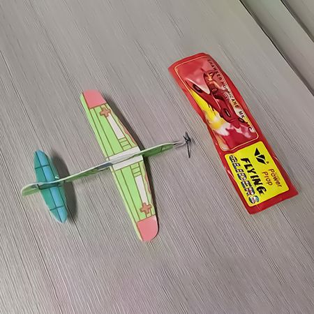Creative Airplane Toy - Image 6