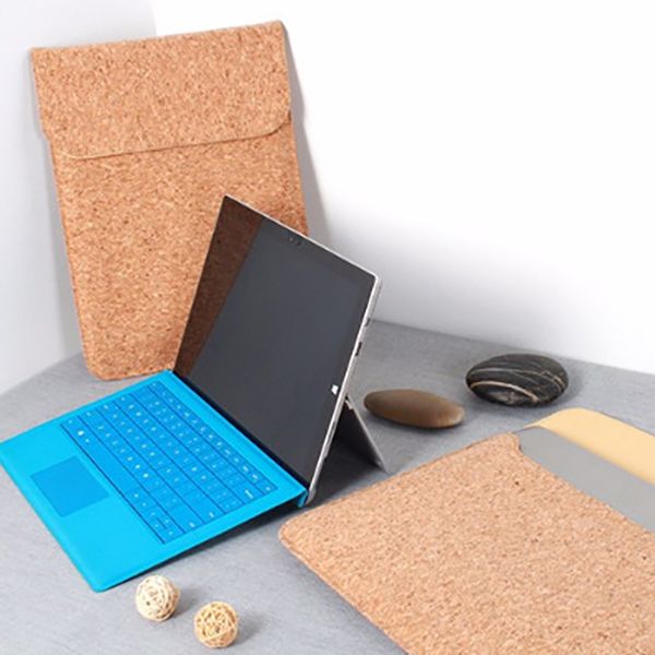 Cork Laptop Sleeve - Image 4