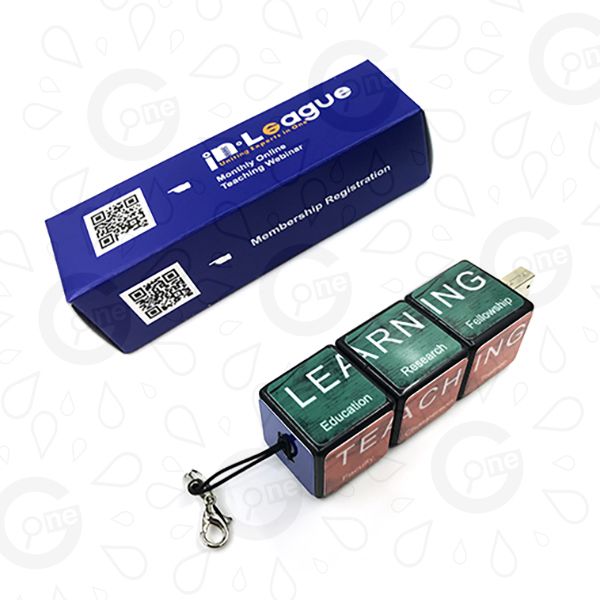 Creative Twist Dice USB - AO Spine