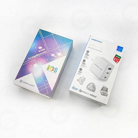 Momax-65W3port travel universal fast charging plug-IGS