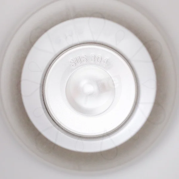 Vacuum Insulated Straw Travel Mug - Fujifilm - Image 5