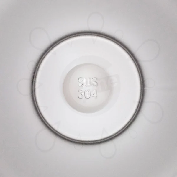 Minimalist Stainless Water Bottle - Clyde & Co - Image 4